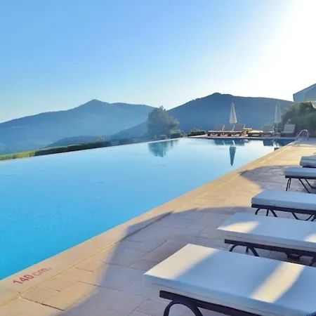 Villa Keady, Lavanta,